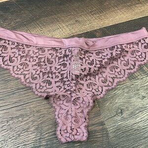 VS  body by Victoria panties xlg